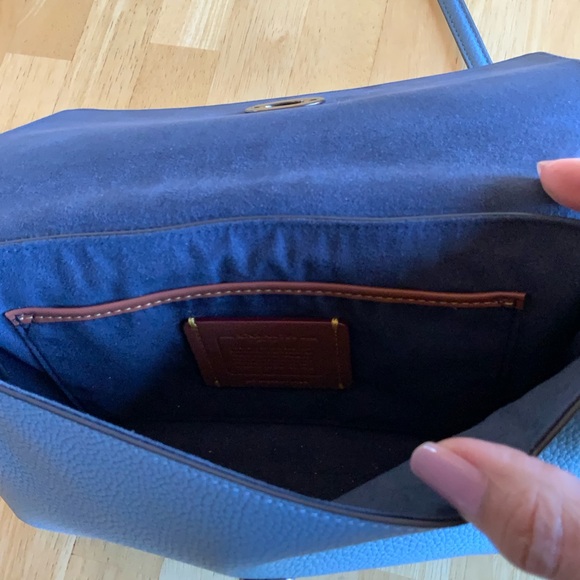 COACH LEATHER CROSSBODY BAG - Picture 4 of 10